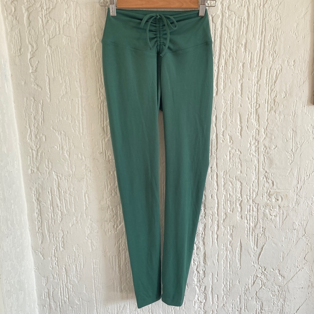 Victoria’s Secret PINK Green Leggings Size XS